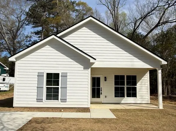 3825 Mulberry Dr, Columbus, GA 31907