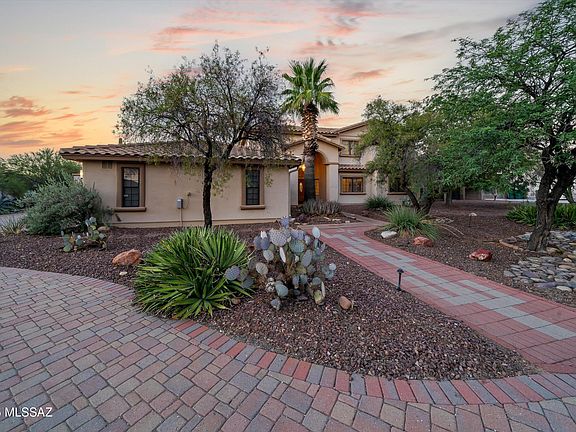 4th image of 9340 N Camino De Plaza