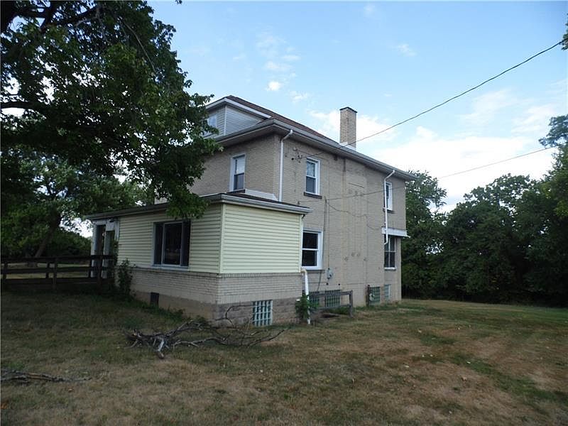 2nd image of 1111 Romine Ave