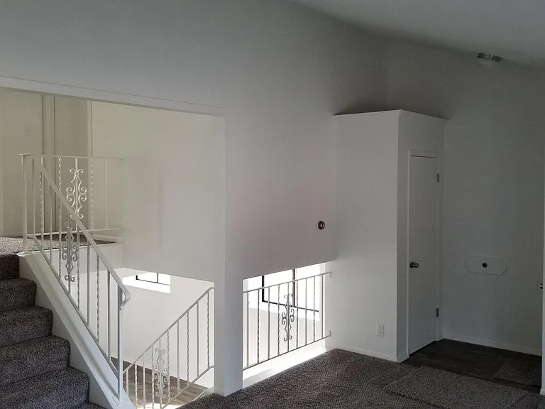 5314 N Linwood Ave — Photo 6