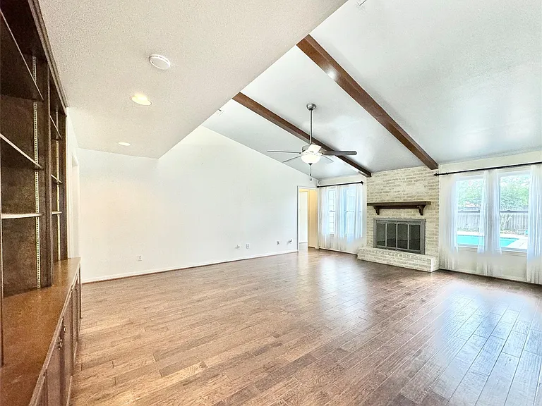 7914 Candle Ln — Photo 31