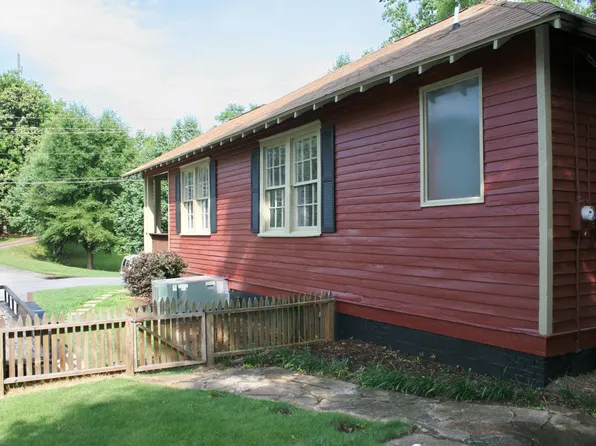 6 Hemlock Dr, Columbus, GA 31904