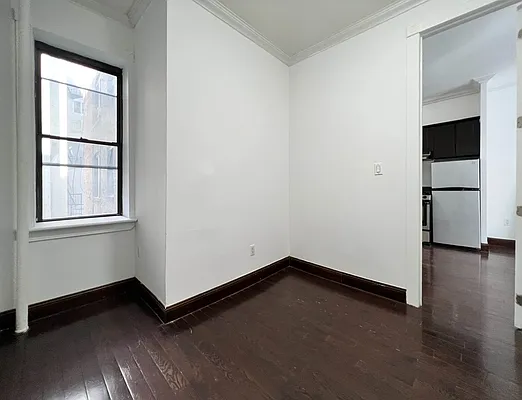 Rented by Kahen Properties | media 16