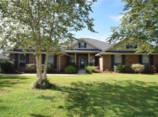 27762 Rileywood Dr, Daphne, AL 36526