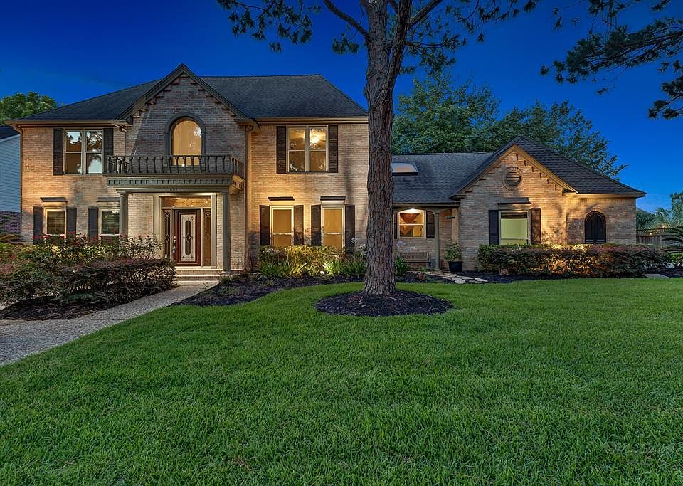 1st image of 1807 Field Briar Dr