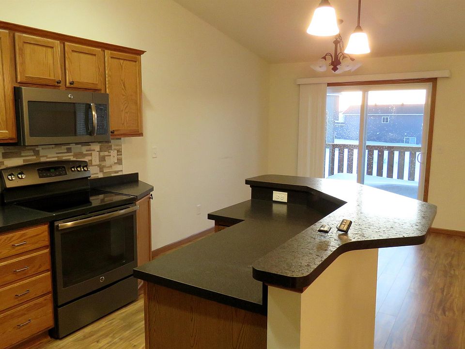 Brooks Harbor 2420 2420 5th St W West Fargo, ND 58078 A 2420 5th St W West Fargo, ND Zillow