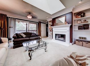 3640 Hurstbourne Ridge Blvd, Louisville, KY 40299