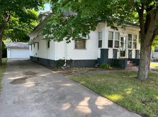 701 E Ferguson Ave, Wood River, IL 62095