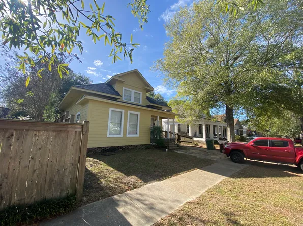 521 Southern Ave #B, Hattiesburg, MS 39401