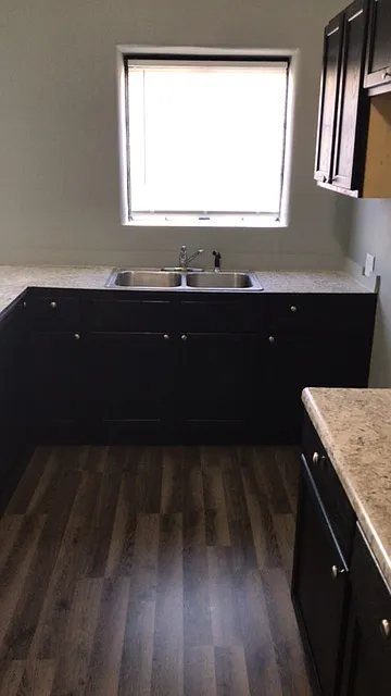 2 bed, 900 sqft, $1,300 — Photo 4