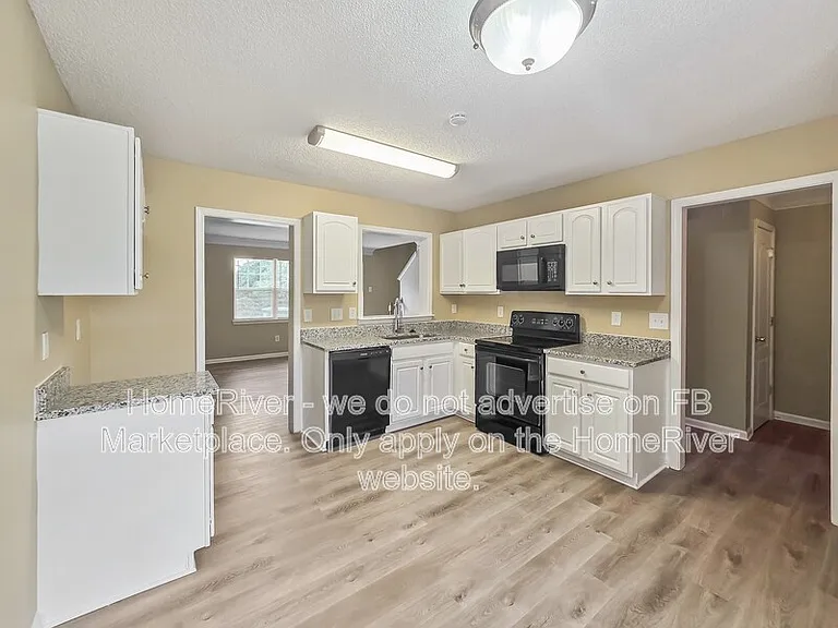 444 Amir Cir — Photo 8
