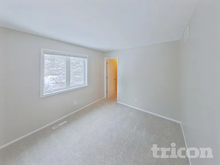 2303 Leyland Cir — Photo 15