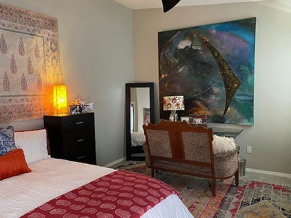 Bedroom/Office