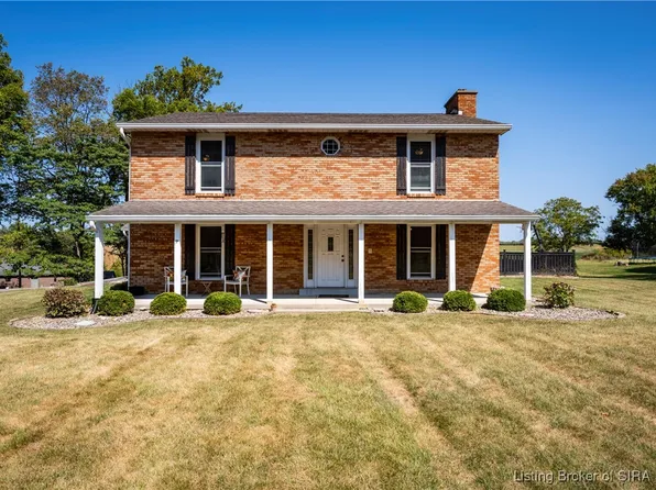 122 E Eastern Hills Boulevard, Salem, IN 47167