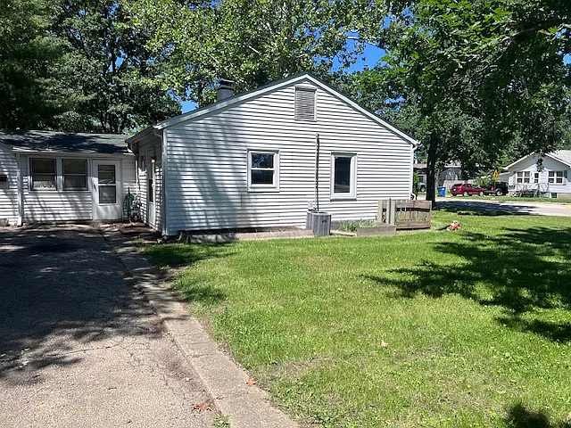 2 bed, 800 sqft, $1,200 — Photo 3