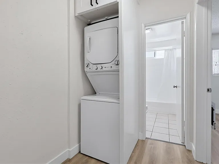 6407 10th Ave — Photo 15