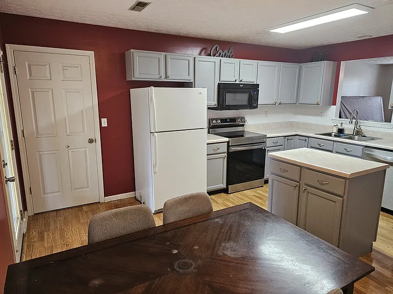 7248 Palermo Rd — Photo 6