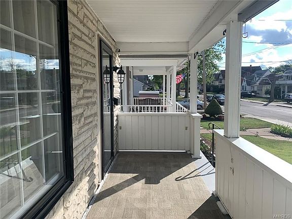 5th image of 2891 McKoon Ave