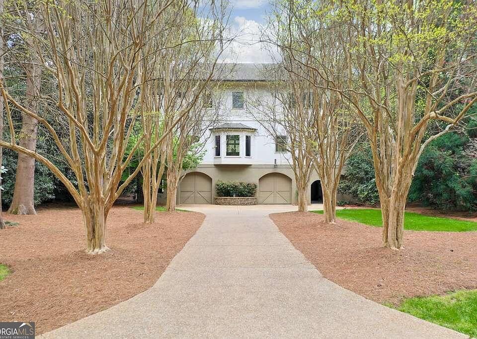 1st image of 3981 Paces Ferry Dr SE