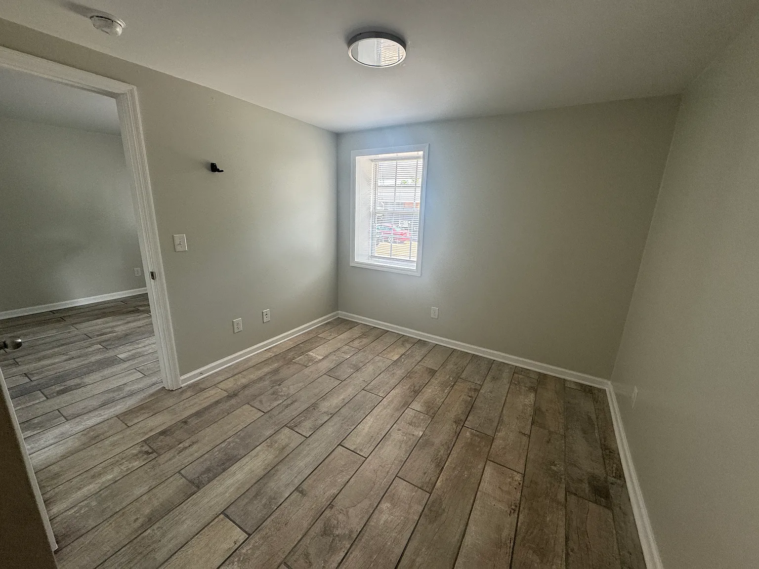 1 bed, 400 sqft, $875 — Photo 4