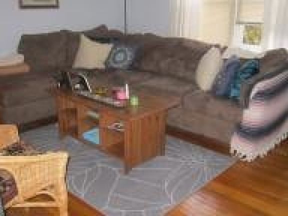 4th image of 3 Susan Ct APT A3