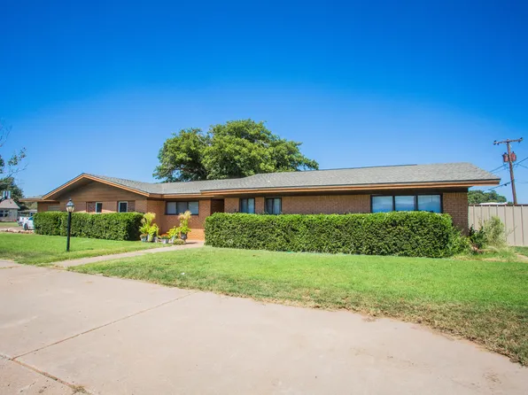 812 1st St, Abernathy, TX 79311