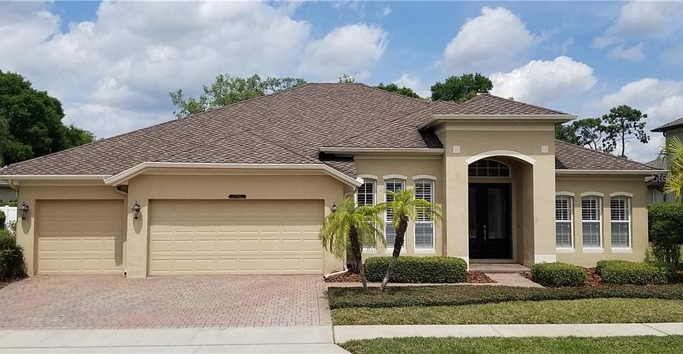1st image of 1911 Merlot Dr