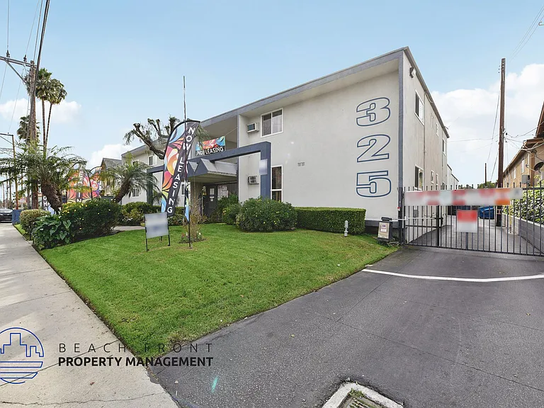 325 S. Almansor — Photo 19