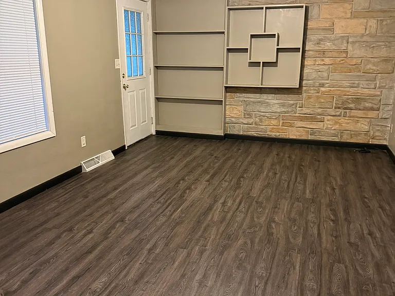 209 N Governor St #209 — Photo 15