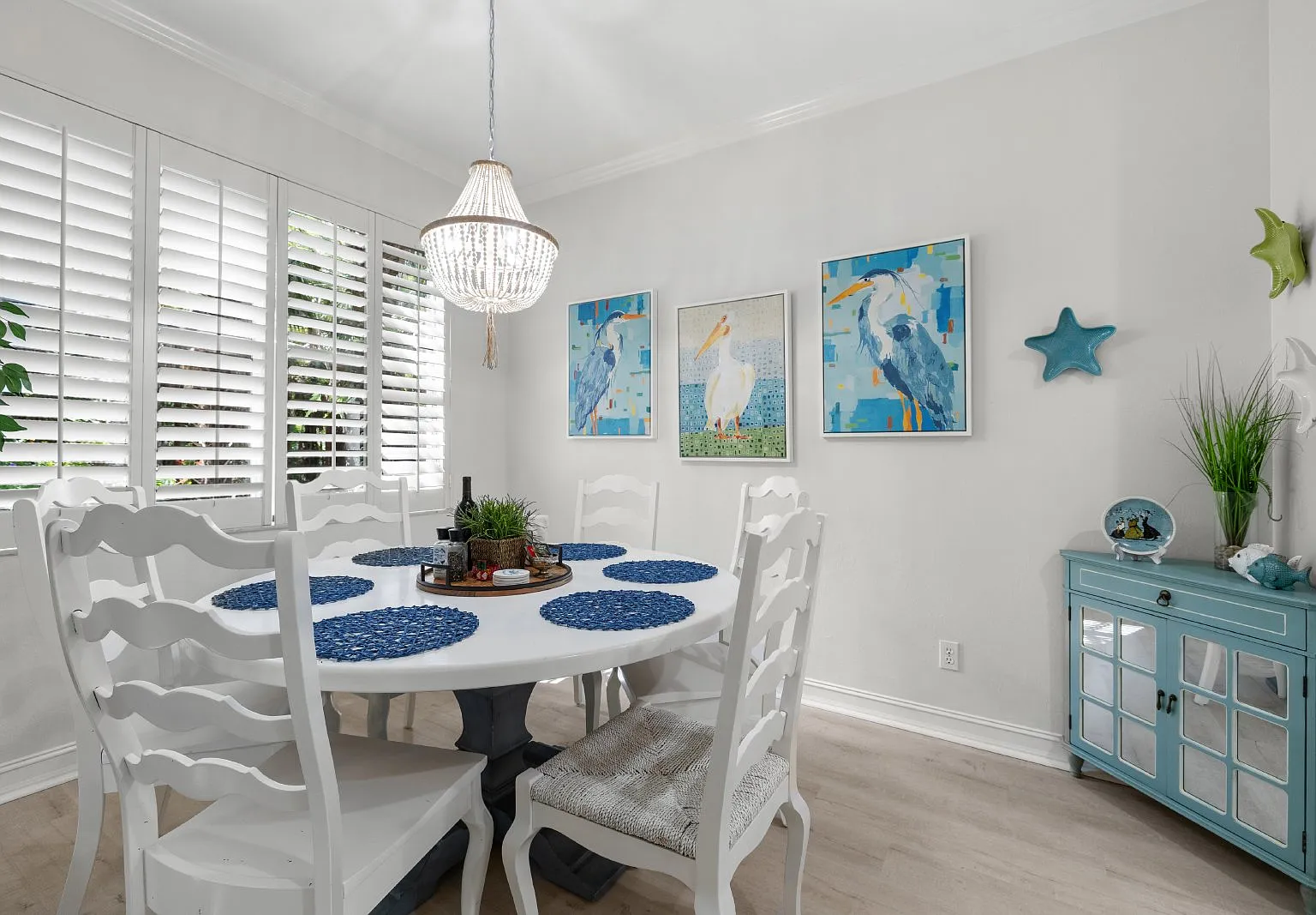 2 bed, 2.0 bath, 1515 sqft, $6,995 — Photo 4