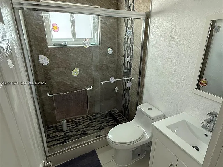 4212 SW 98th Ave — Photo 10