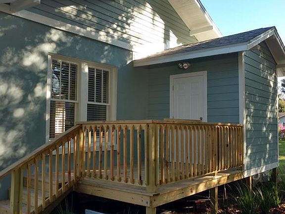3rd image of 515 S Carpenter Ave