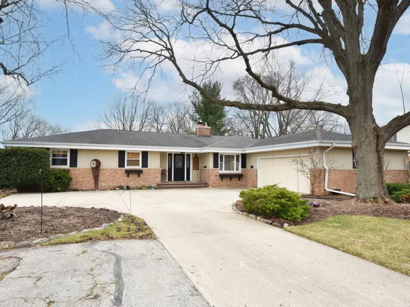 5600 South 121st STREET, Hales Corners, WI 53130