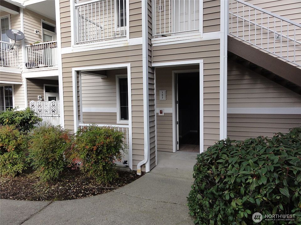 1st image of 10008 186th Street E #102