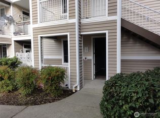 10008 186th St E UNIT 102, Puyallup, WA