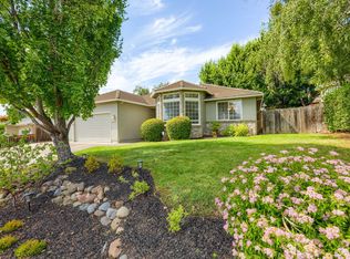 2901 Fredrick Dr, Medford, OR 97504