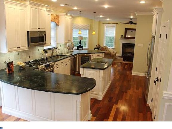 2nd image of 4 Valley View Rd