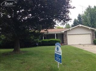 5370 Tulip Tree Ct, Flint, MI 48532