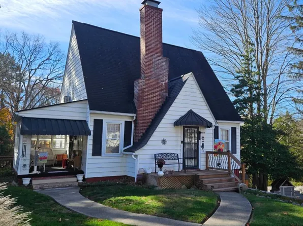 220 Crawford St, Beckley, WV 25801