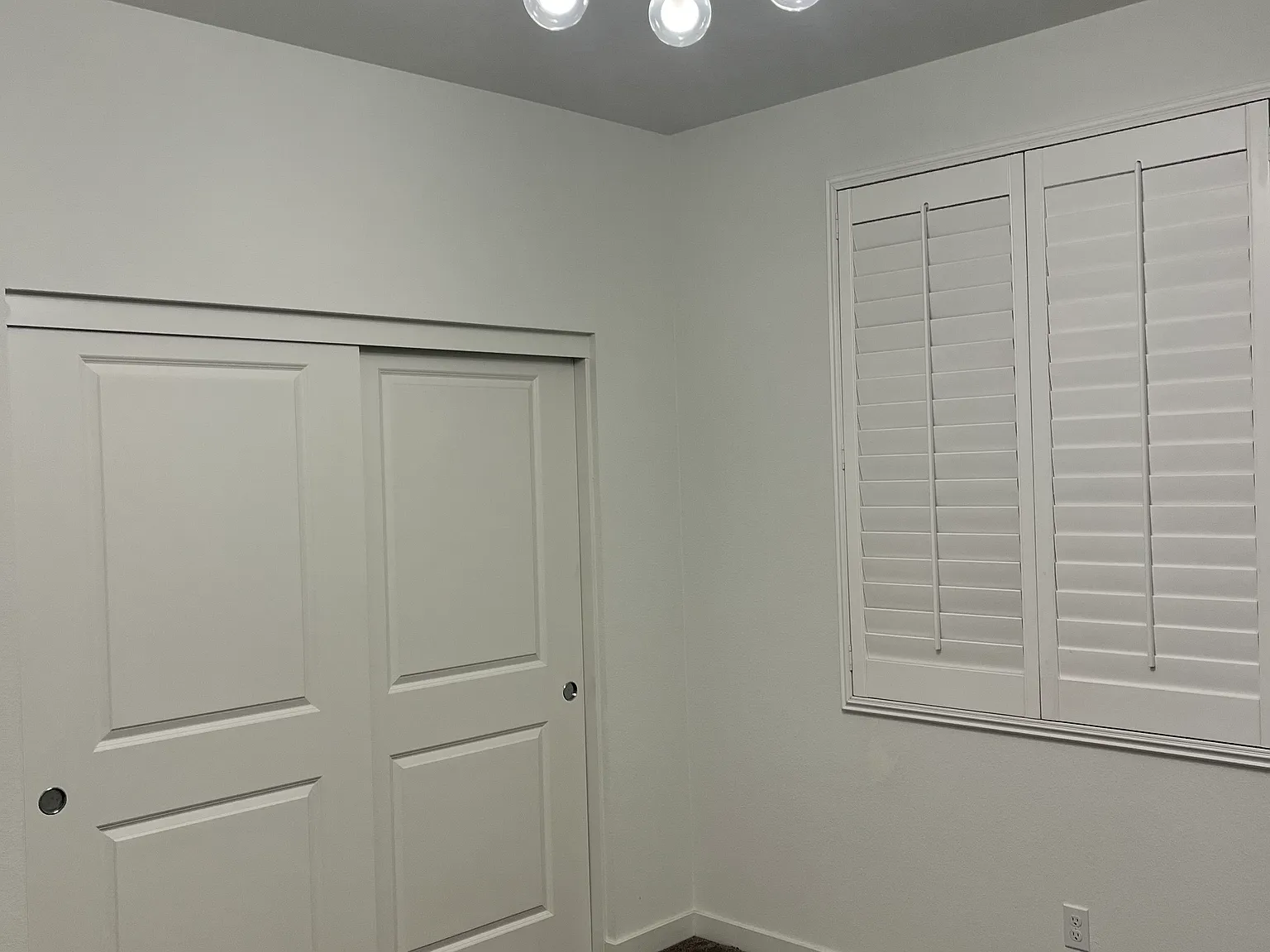 3 bed, 1946 sqft, $800 — Photo 1