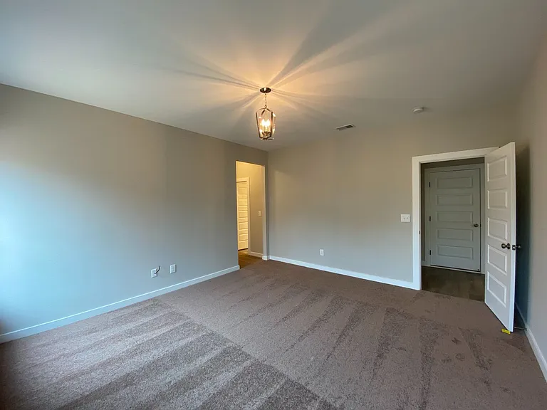 65 Red Oak Ct — Photo 20