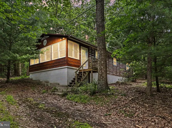 165 School House Hill Rd, Fayetteville, PA 17222
