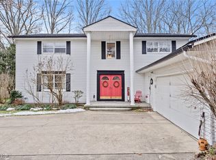 38594 Liberty Ln, Grafton, OH 44044