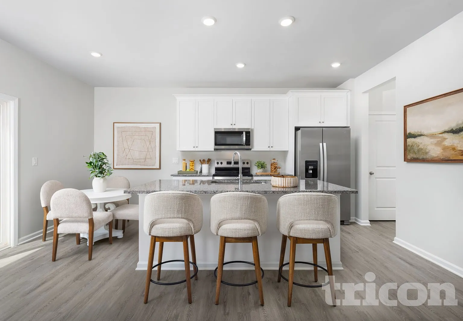 6052 Dutton Dr Charlotte NC — Photo 2