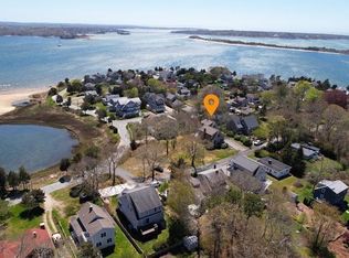 15 Naumkeag Ave, Bourne, MA 02532