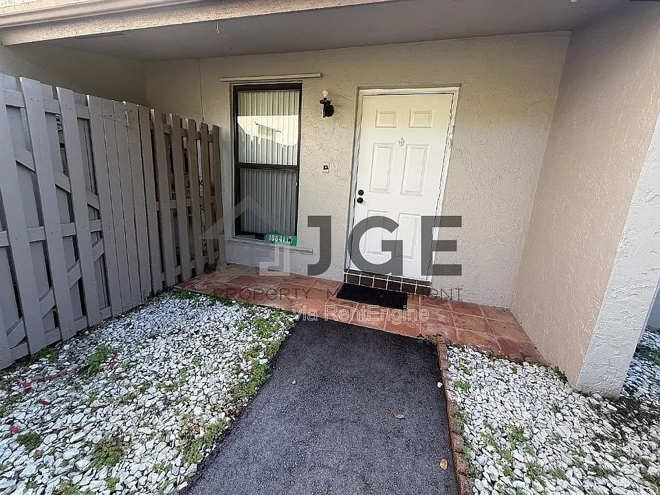 10641 SW 113th Pl #76W