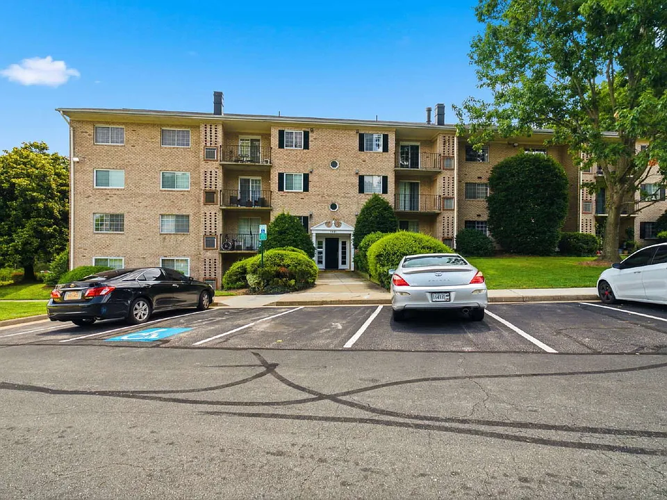 1521 Colonial Dr #T2