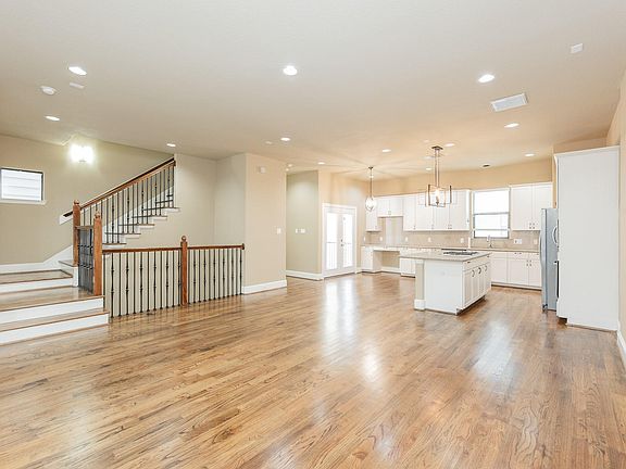 2nd image of 5209 Schuler St Unit C