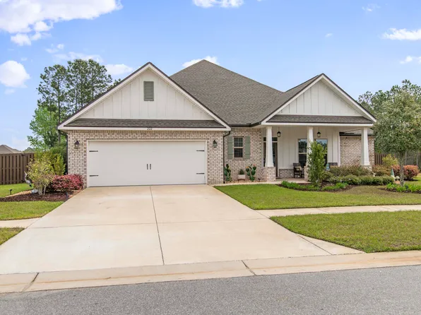 222 Campfire Cv, Freeport, FL 32439