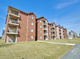 2650 Sandwich West Pkwy #107, Lasalle, ON N9H 0A7